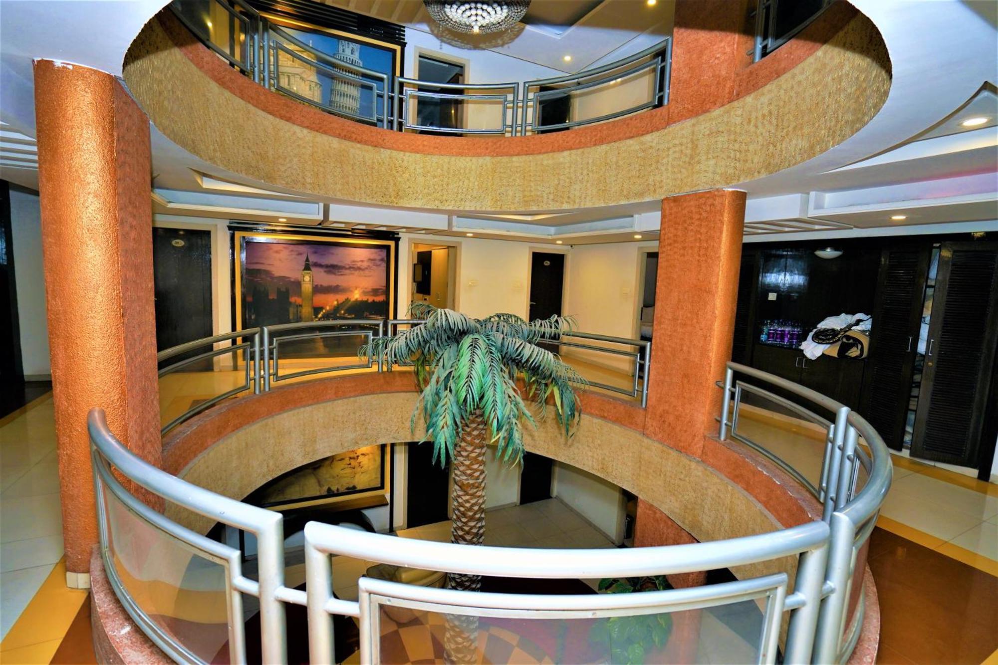 New Hotel Europa Inn Rajkot Exterior foto